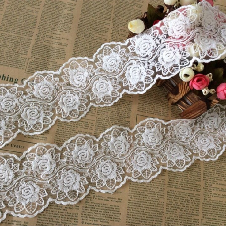 2019 Beautiful Design Crochet Cotton Knitted Lace for Wedding Dress
